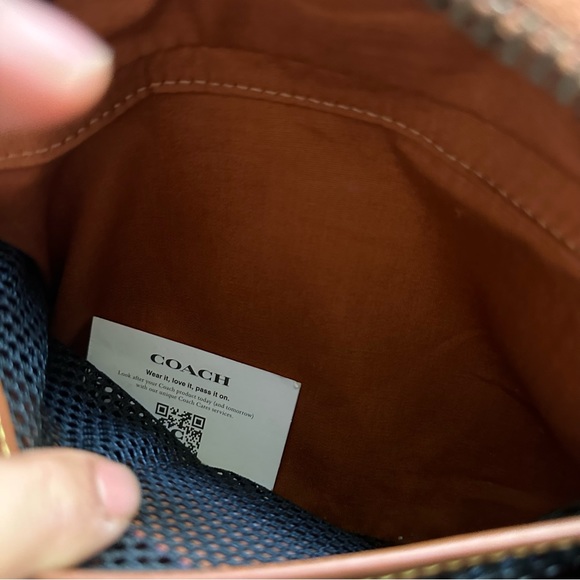 Disney X Coach League Belt Bag With Mickey Mouse And Friends Embroidery - Picture 4 of 14